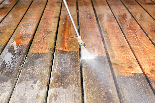 Best Deck Cleaning Services  in Gladeview, FL
